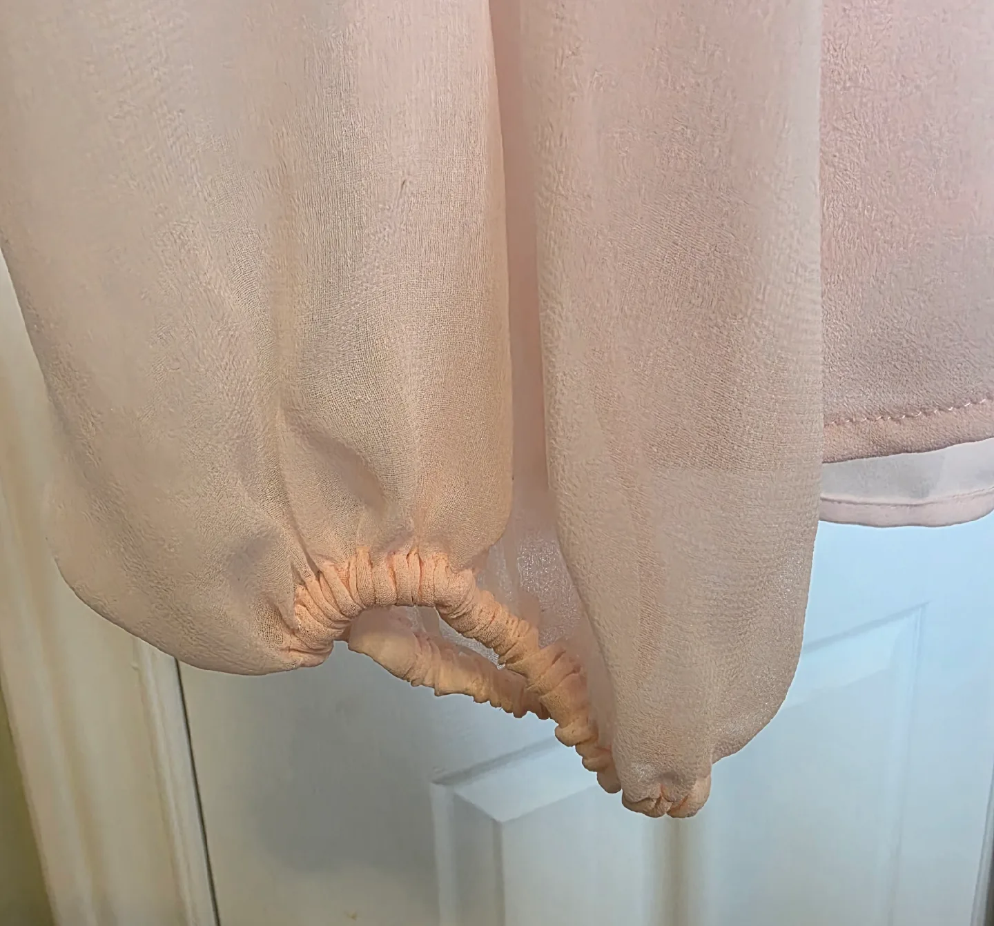 White House Black Market: Blouse in Dusty  Pink - Size 4P image indicator(4)