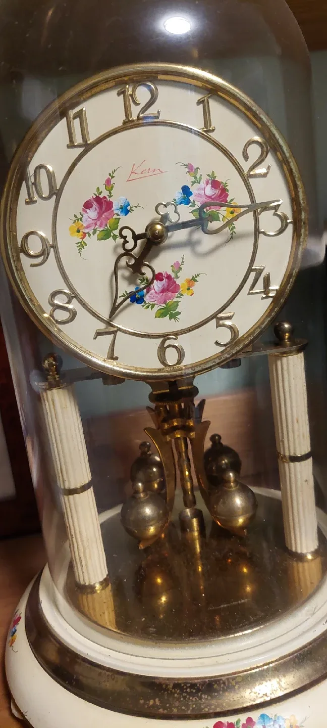 Kern Anniversary Clock with Glass Dome image indicator(2)