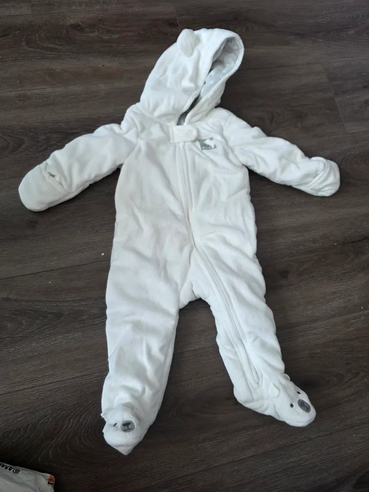 Baby/Infant Snowsuits Bundle image indicator(4)