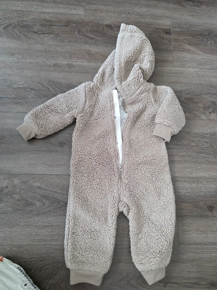 Baby/Infant Snowsuits Bundle image indicator(6)