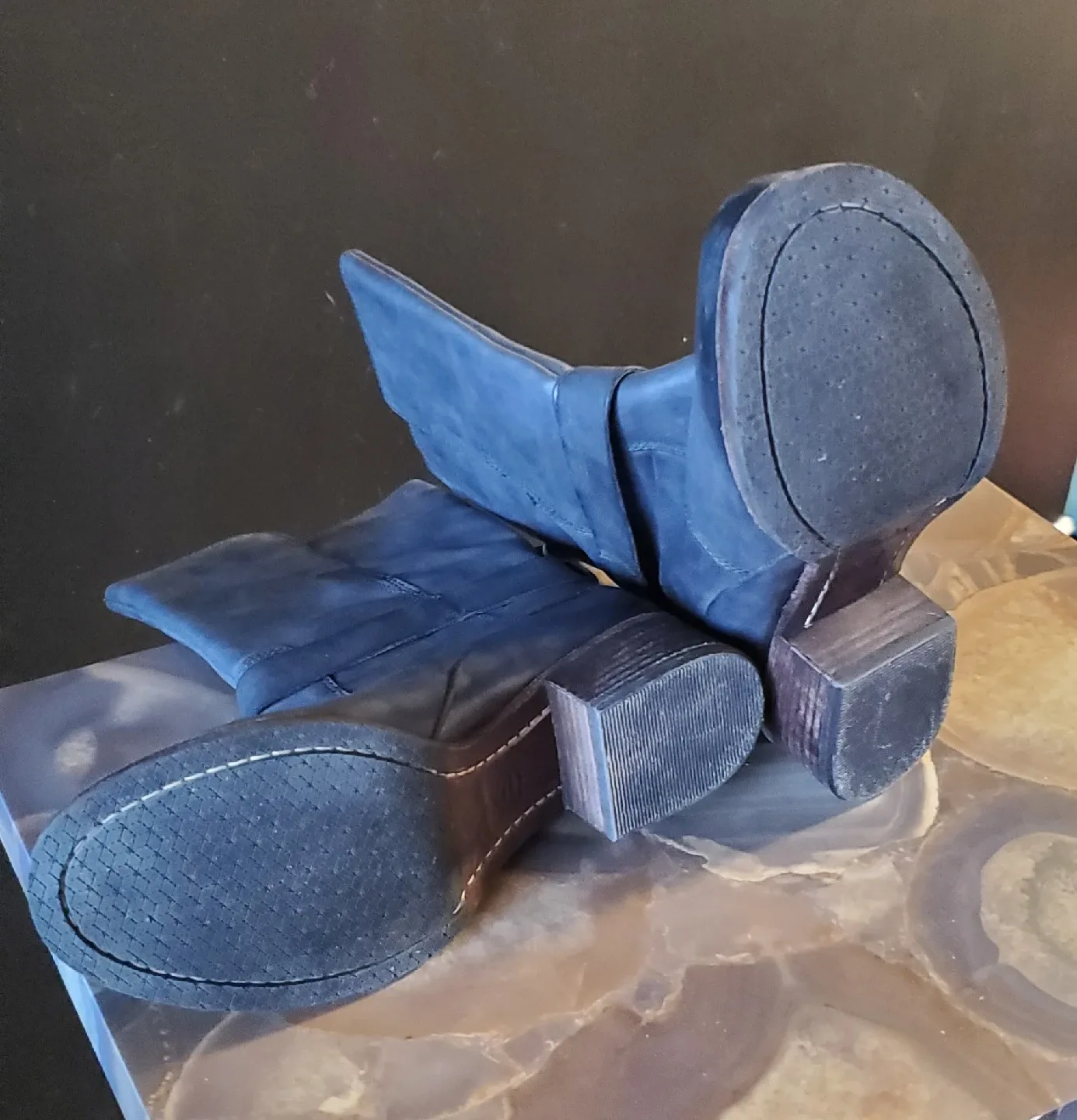 Clark's Leather Boots, Size 7.5 image indicator(2)