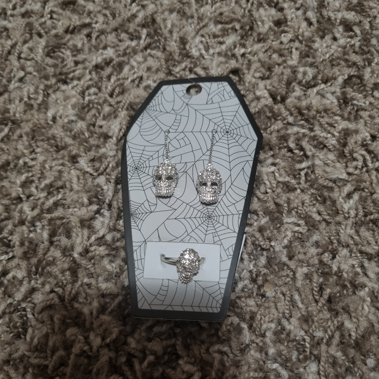 Skull Halloween jewelry costume
