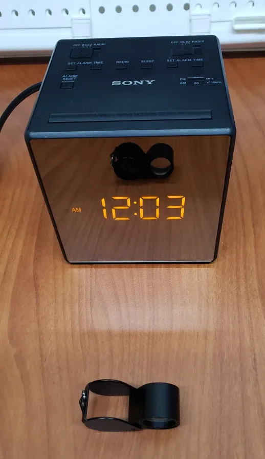 Sony ICF-C1T FM/AM Clock Radio thumbnail