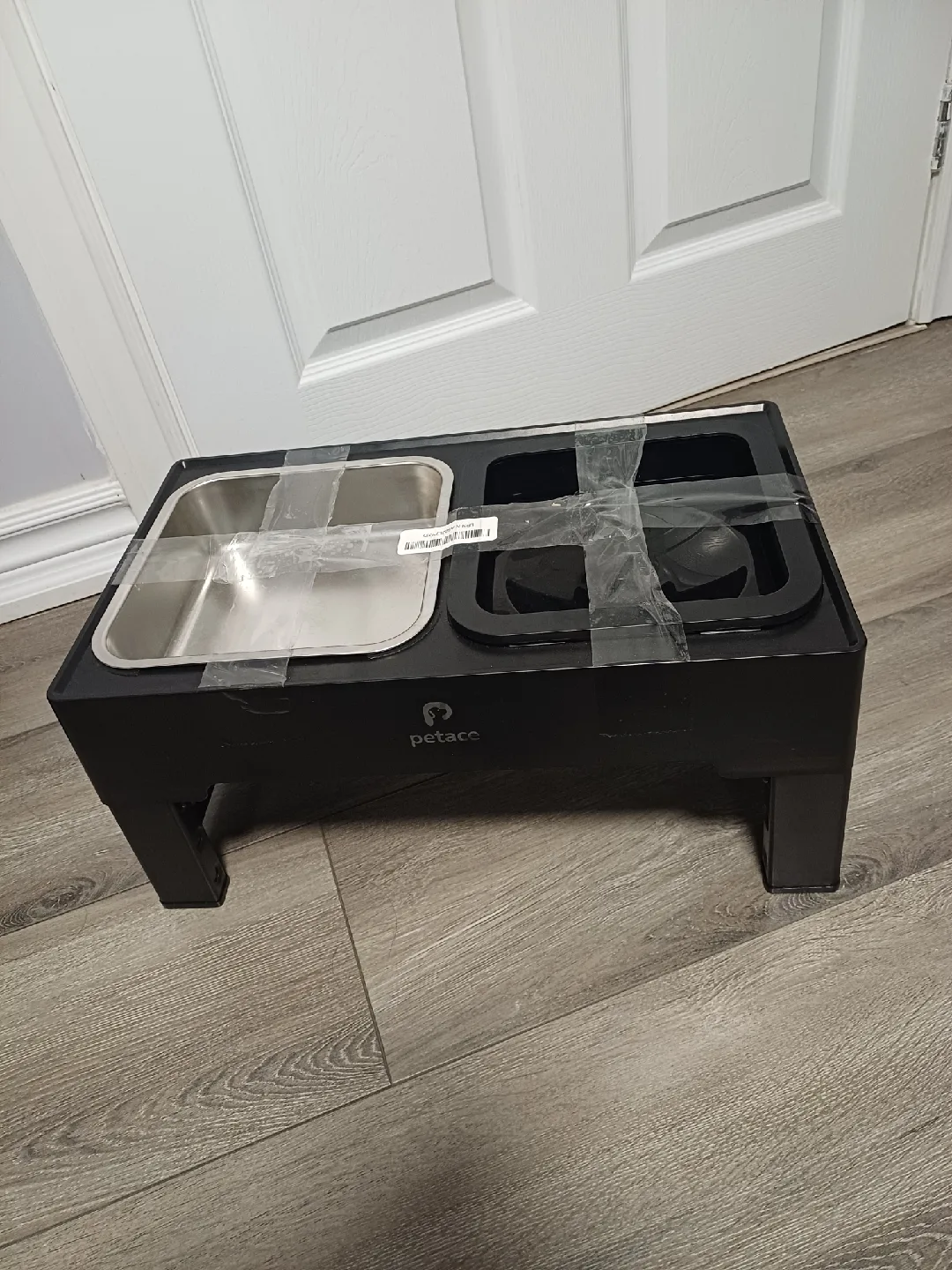 Petace Elevated Dog Feeder - New image indicator(8)
