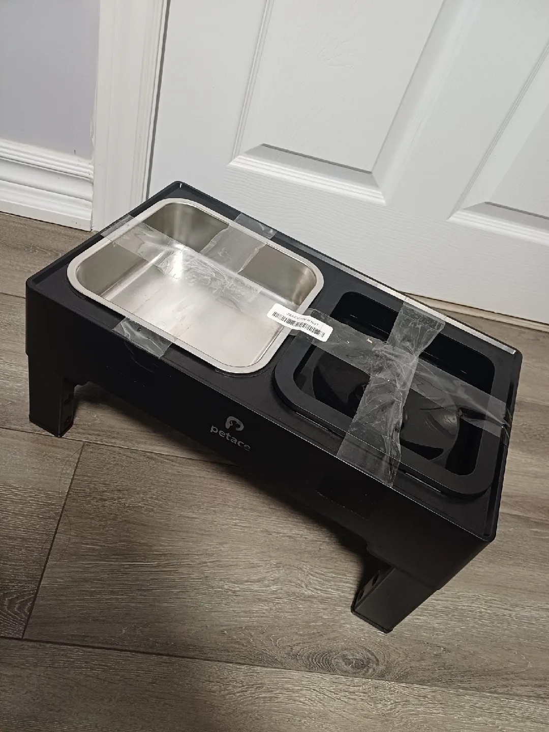 Petace Elevated Dog Feeder - New image indicator(10)