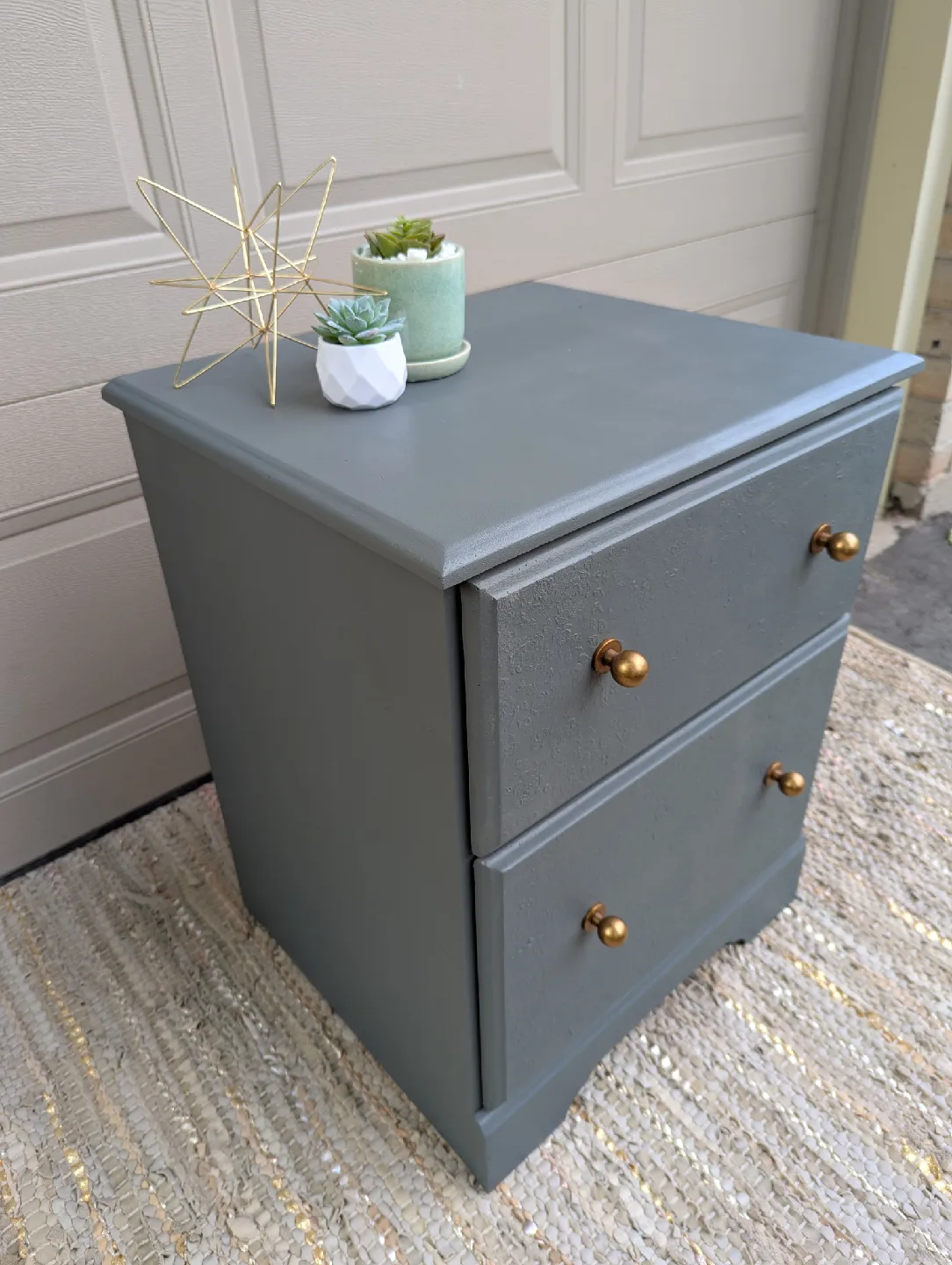 Newly refinished night stand with floral embossing (single) image indicator(3)