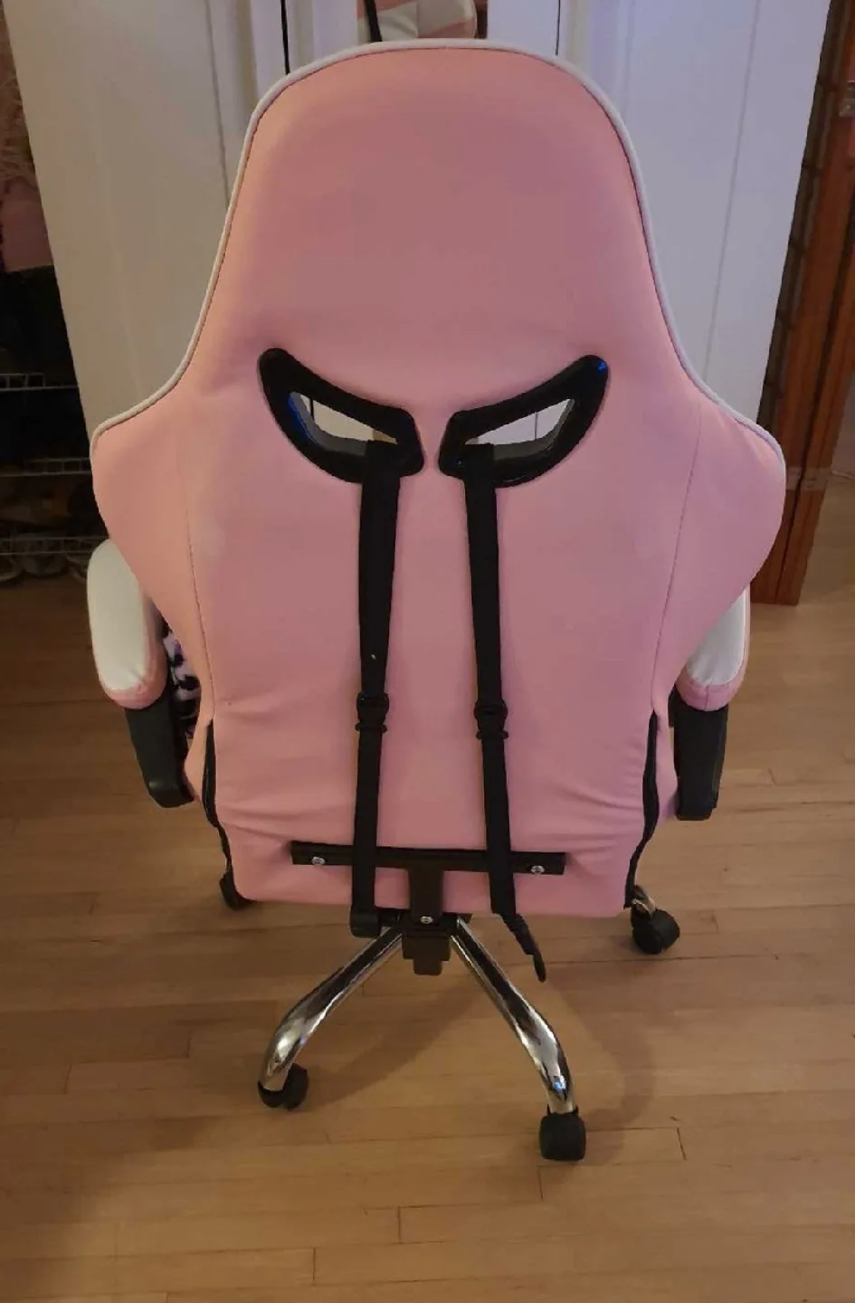 Vinsetto Pink & White Gaming Chair image indicator(4)