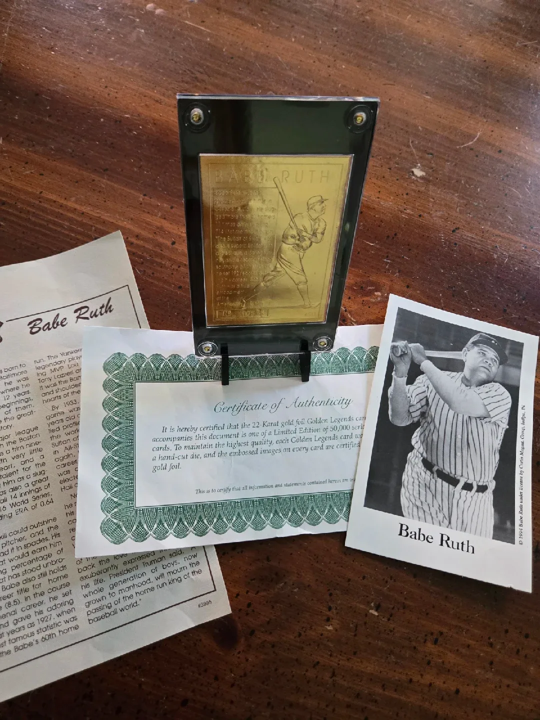 Babe Ruth - Golden Legends 22-Karat Gold Foil Card image indicator(4)