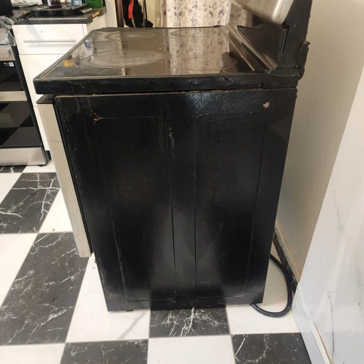 GE Electric Range - Stainless Steel image indicator(4)