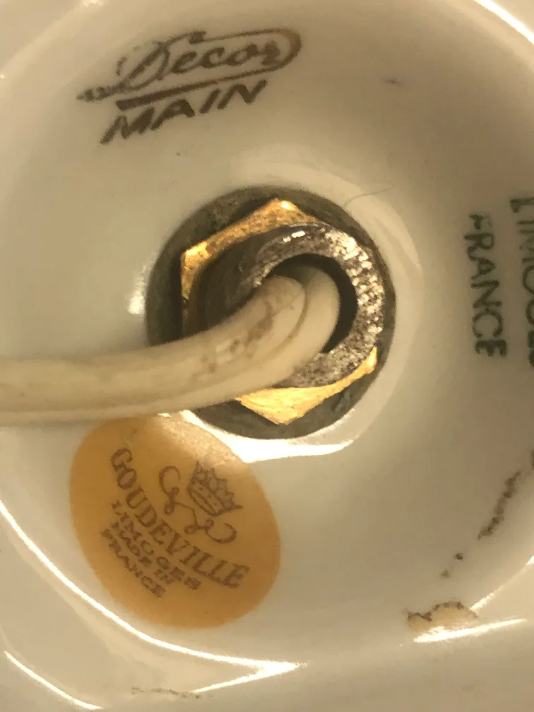 Goudeville Limoges France Porcelain Lamp image indicator(6)