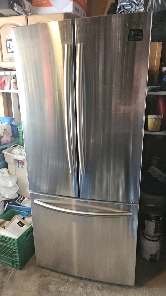 Samsung RF220NCTASR/AA French Door Refrigerator - photo 2