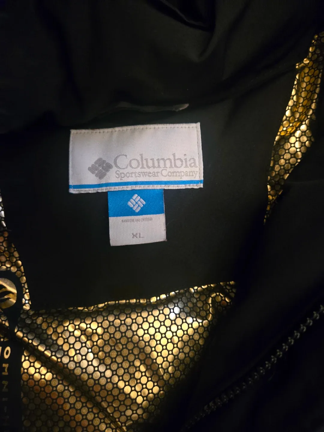 Columbia XL Black Winter Jacket image indicator(4)