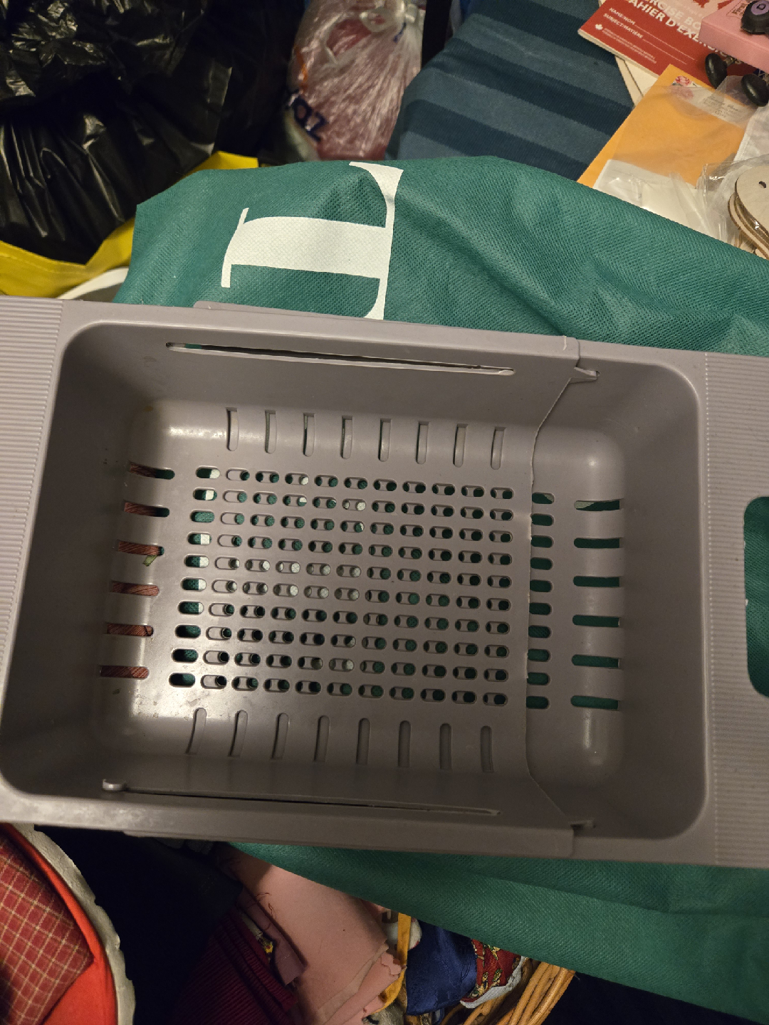 Extendable Over Sink Colander