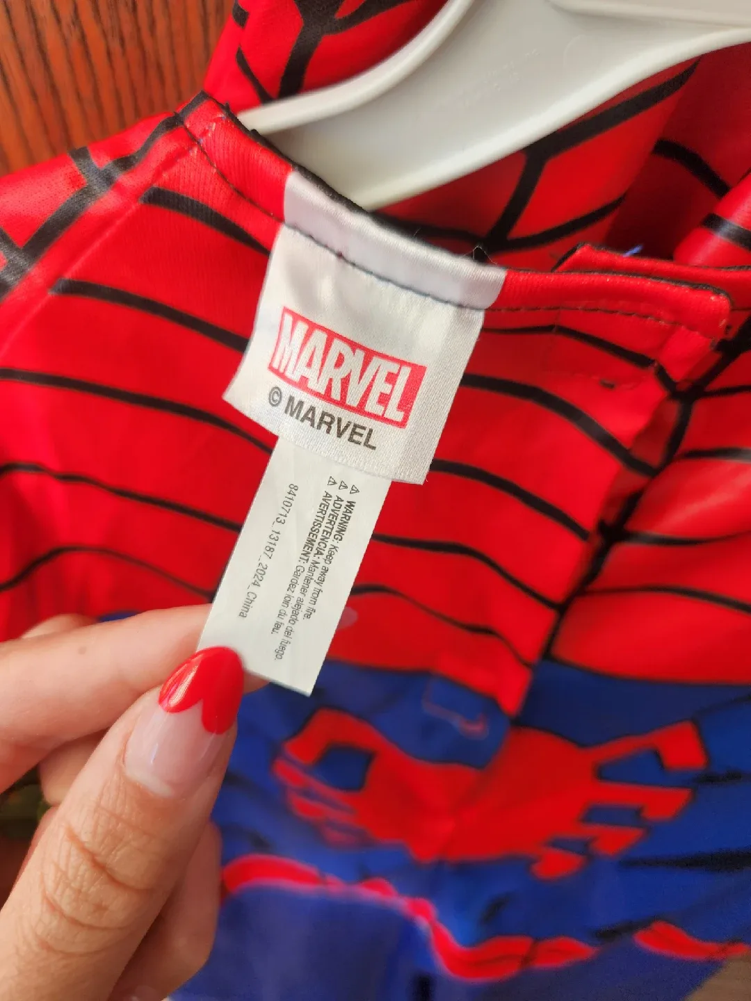Reversable Marvel Spiderman Costume with Mask image indicator(5)