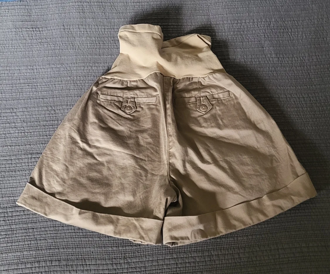 Oh Baby by Motherhood Size M Maternity Shorts image indicator(6)