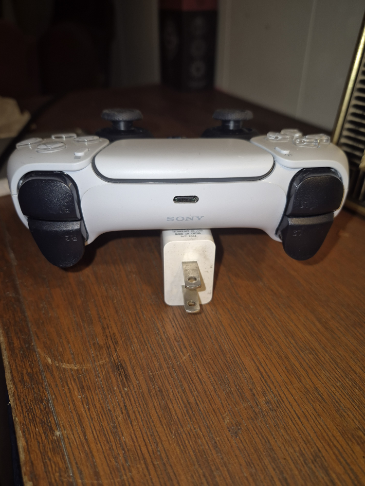 PlayStation 5 (PS5) DualSense Wireless Controller - photo 3