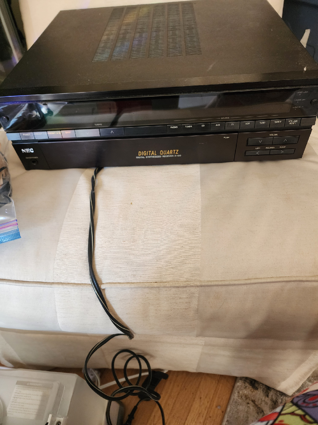 NEC Digital Quartz Synthesizer Amplifier R-326