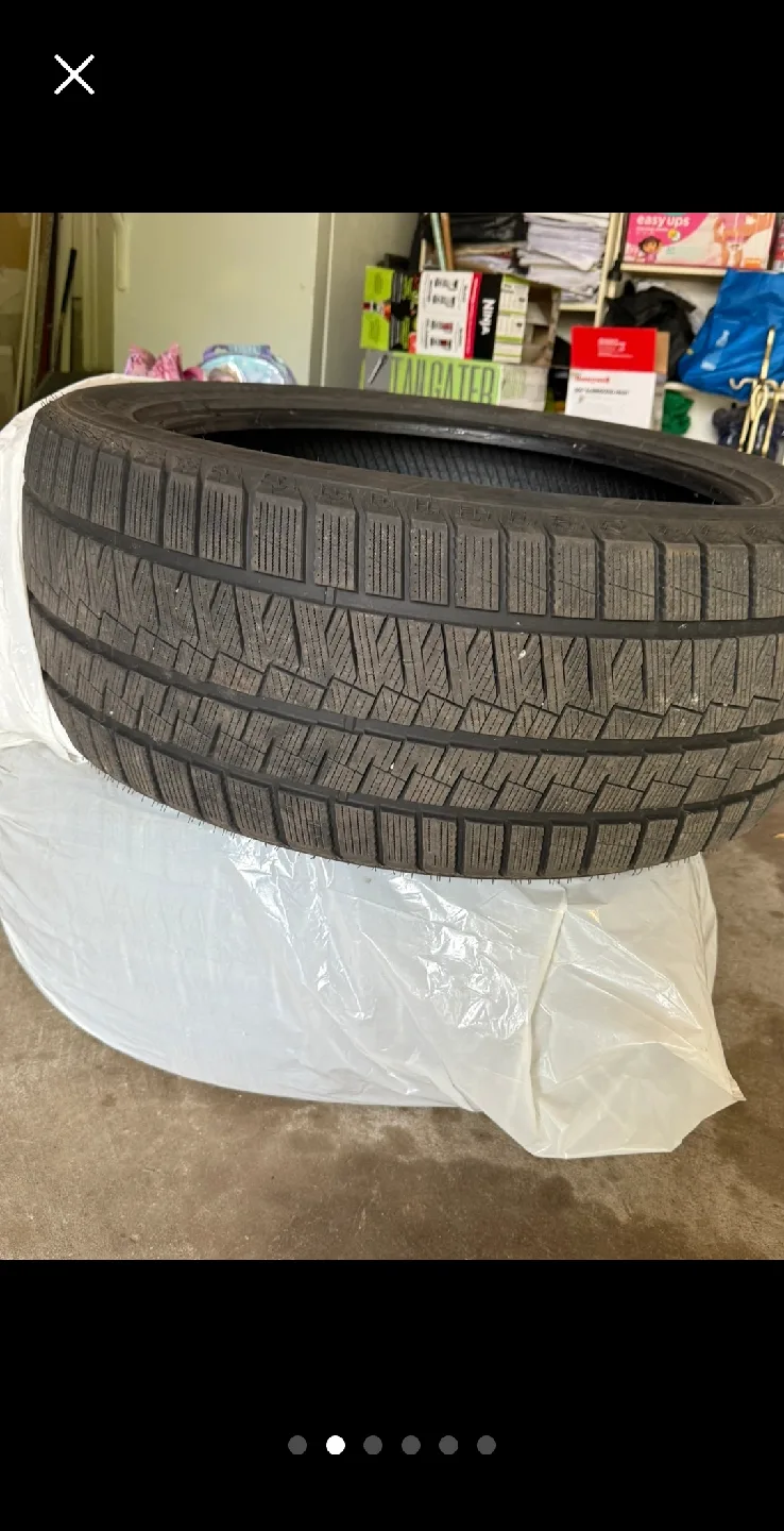 Kapson Snow Tires 295/40/R21Winter Tires image indicator(4)