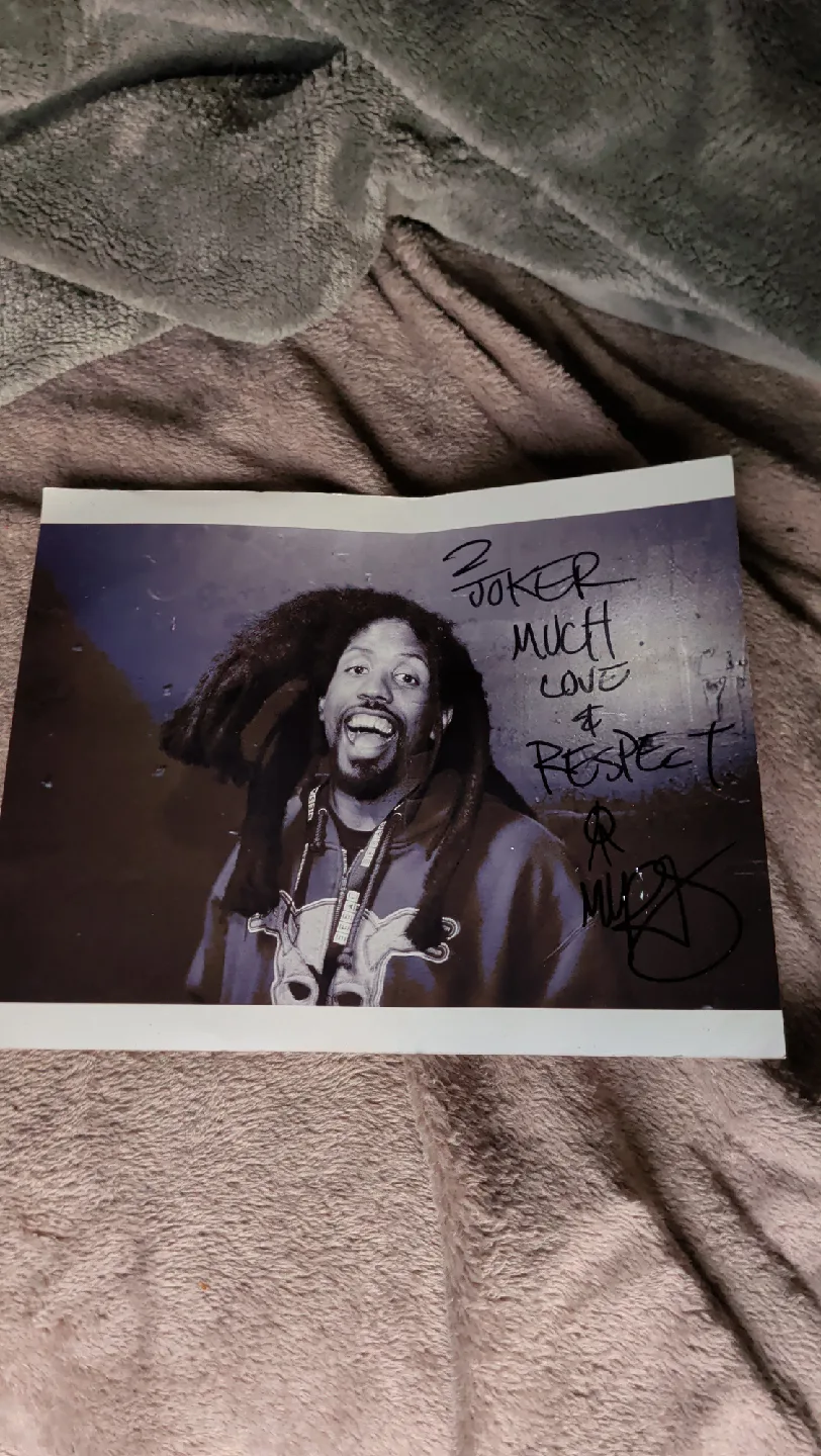 Hand Autographed Murs picture