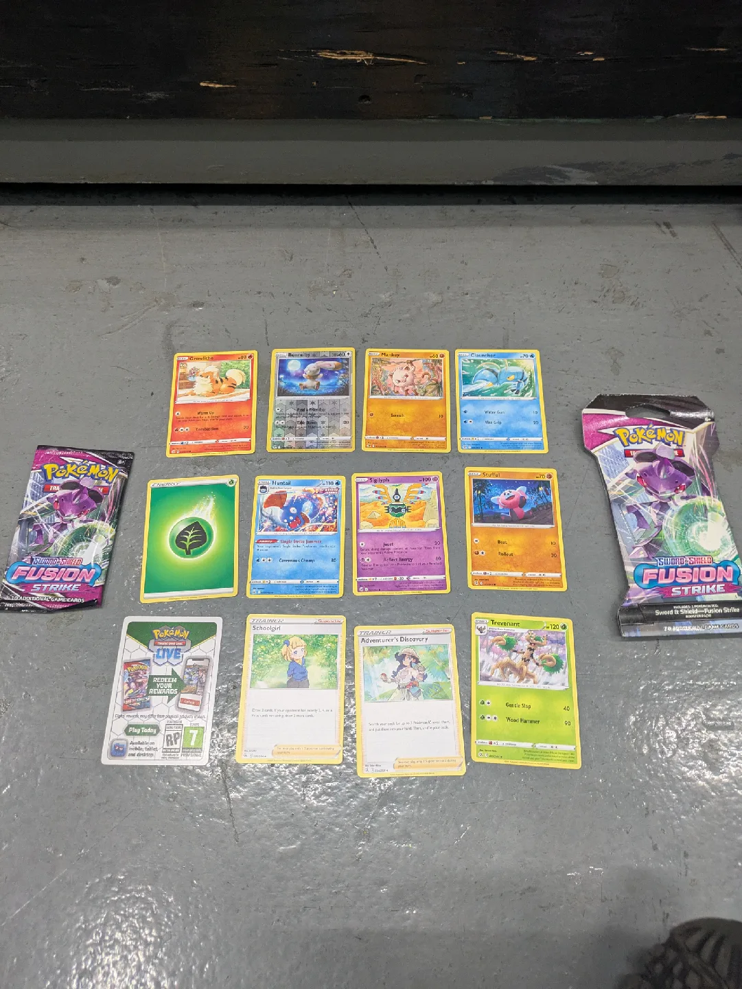 Pokemon TCG Fusion Strike Booster Pack image indicator(4)