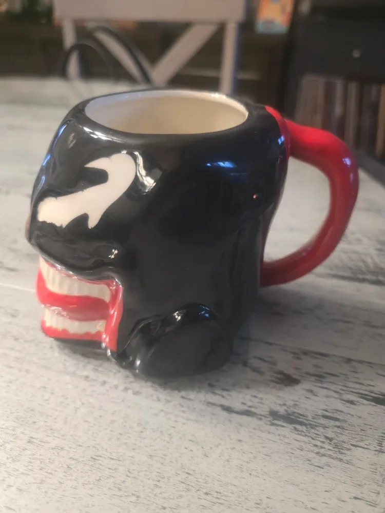 Marvel Venom Sculpted Ceramic Mug image indicator(3)