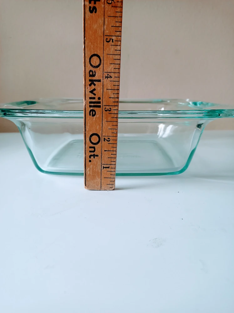 LikeNew~8"/2qt Pyrex Oven Dish 🥕 - photo 3