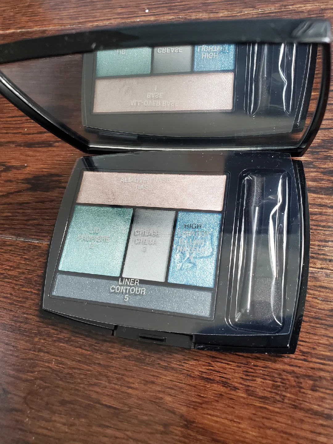 New Lancôme Color Design Eyeshadow Palette New image indicator(6)