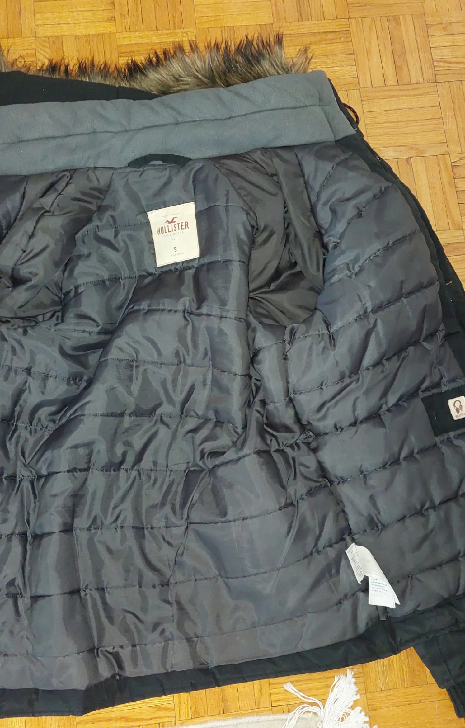 Hollister Black Winter Parka - Size S image indicator(4)