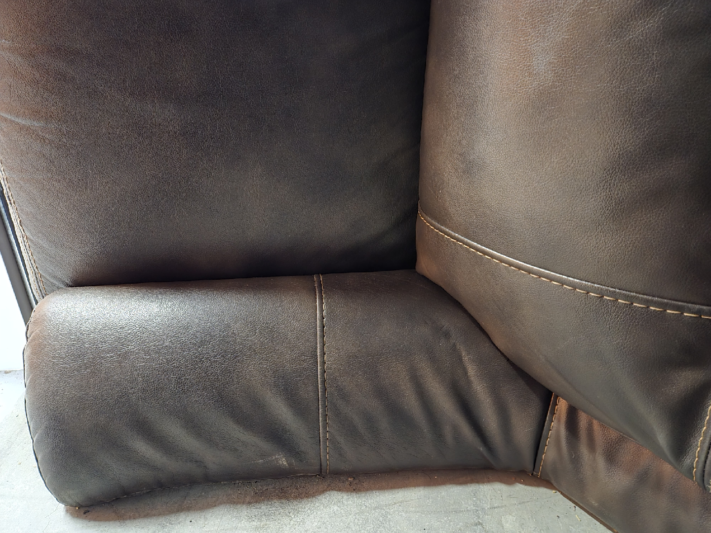 Brown Leather Sofa - photo 5
