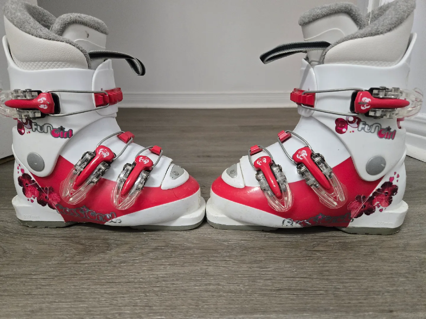 Rossignol Fun Girl Ski Boots - Size 22.5 image indicator(2)