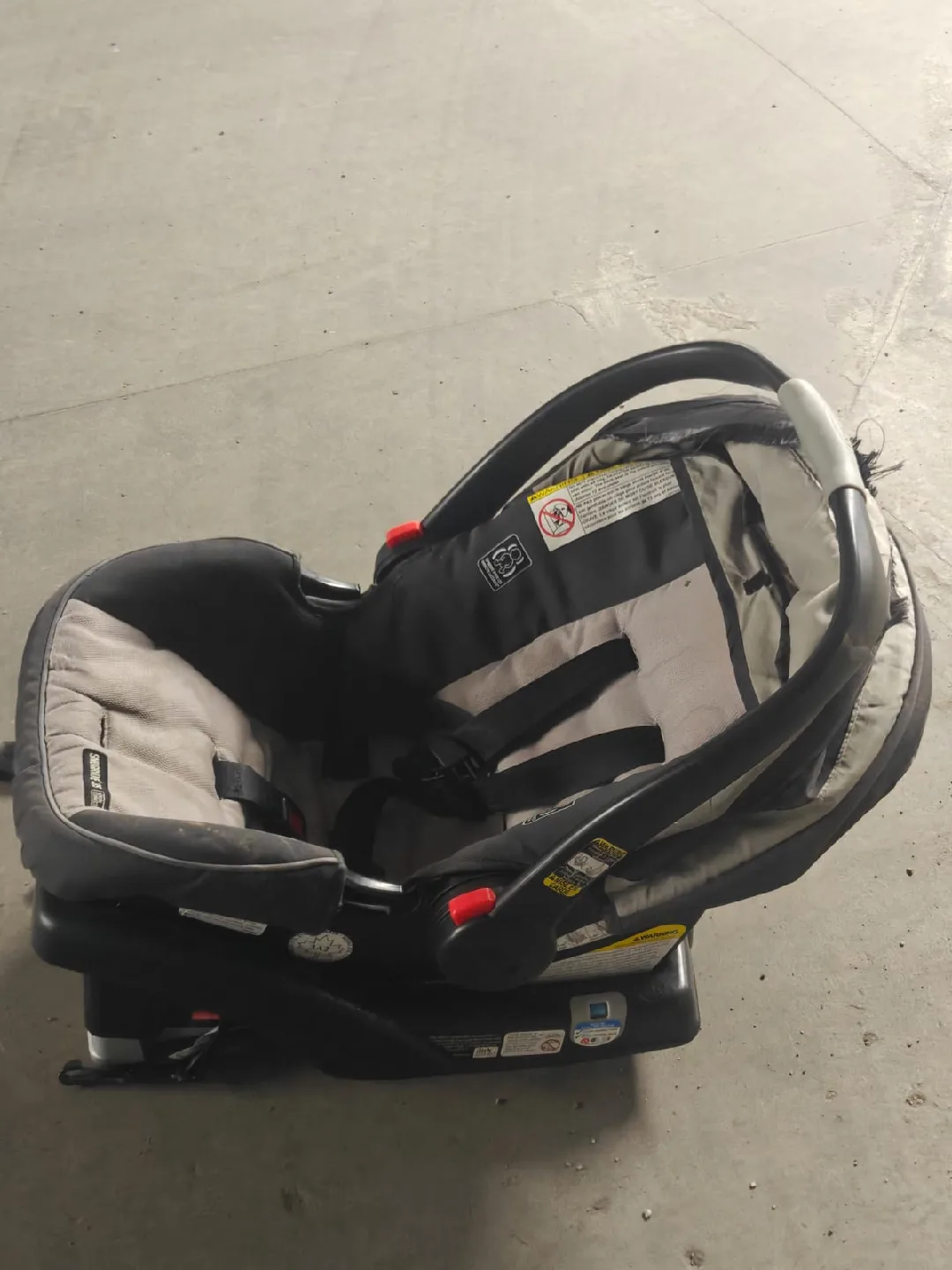 Graco Infant Car Seat - Black image indicator(3)
