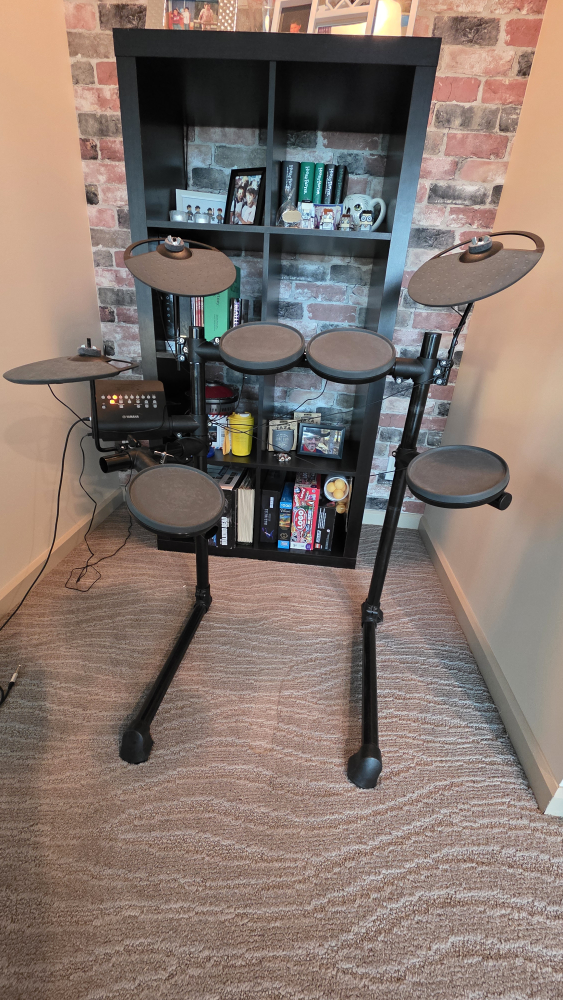 Yamaha DTX Electronic Drum Kit