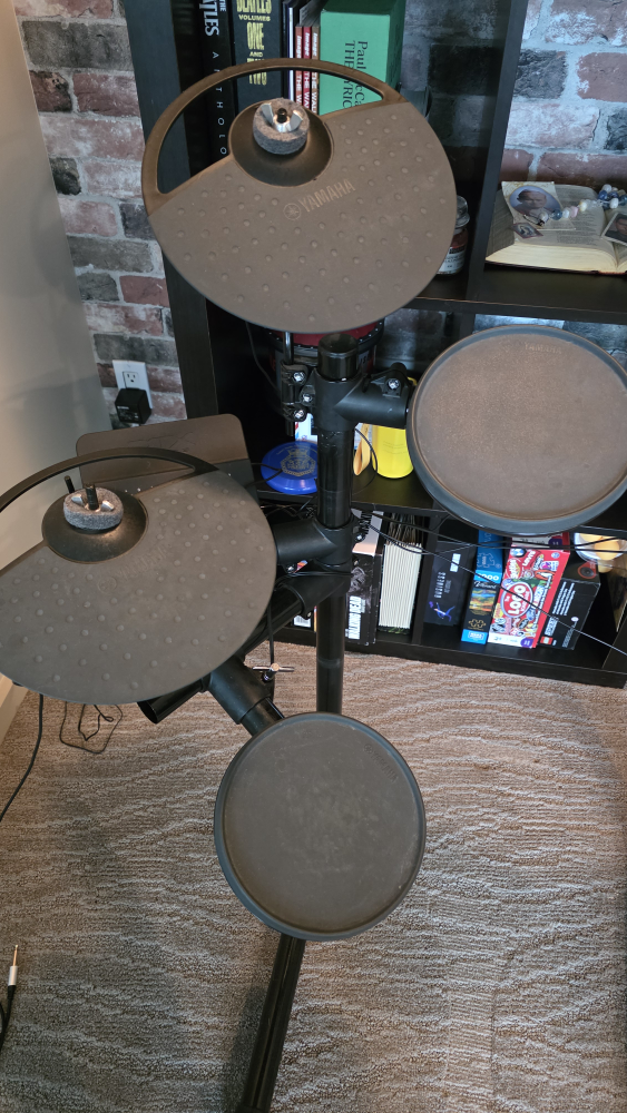 Yamaha DTX Electronic Drum Kit - photo 4