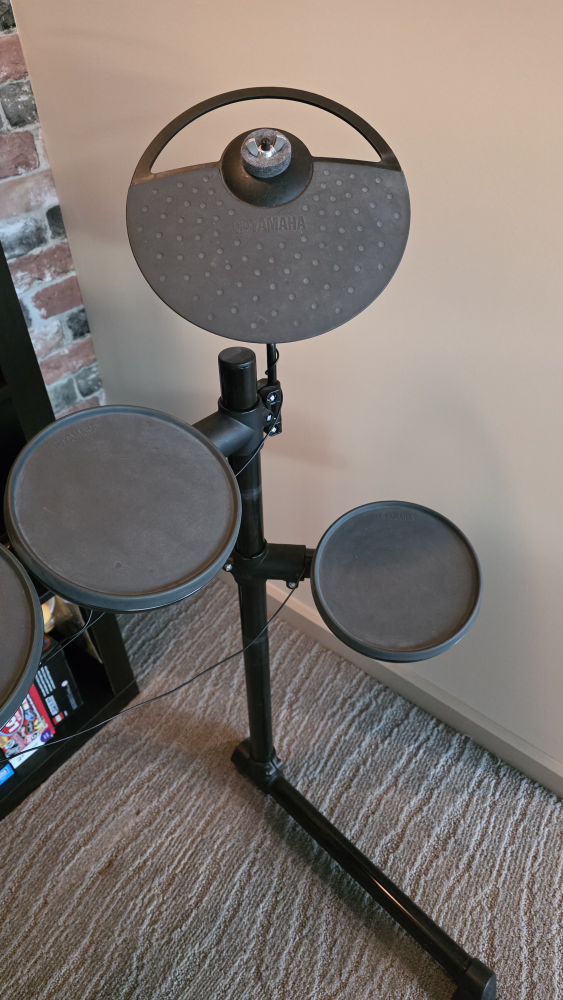 Yamaha DTX Electronic Drum Kit - photo 5