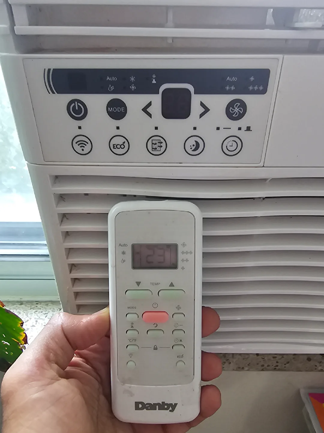 Danby Window Air Conditioner image indicator(2)