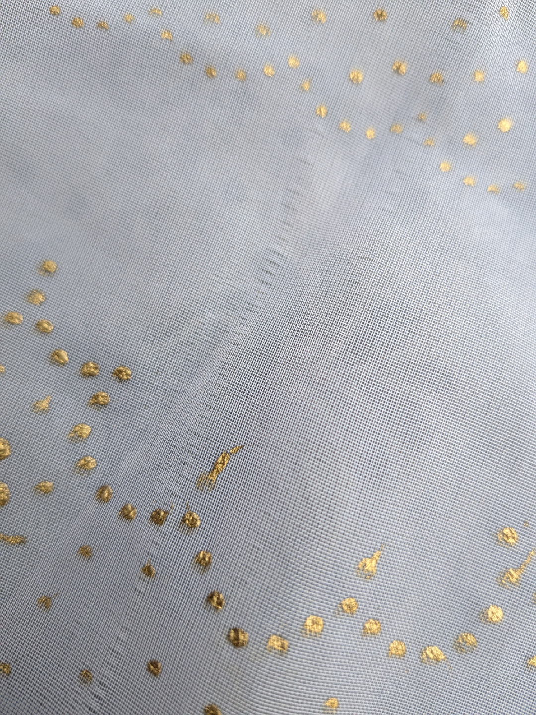 White & Gold Sheer Vintage Handkerchief - photo 4
