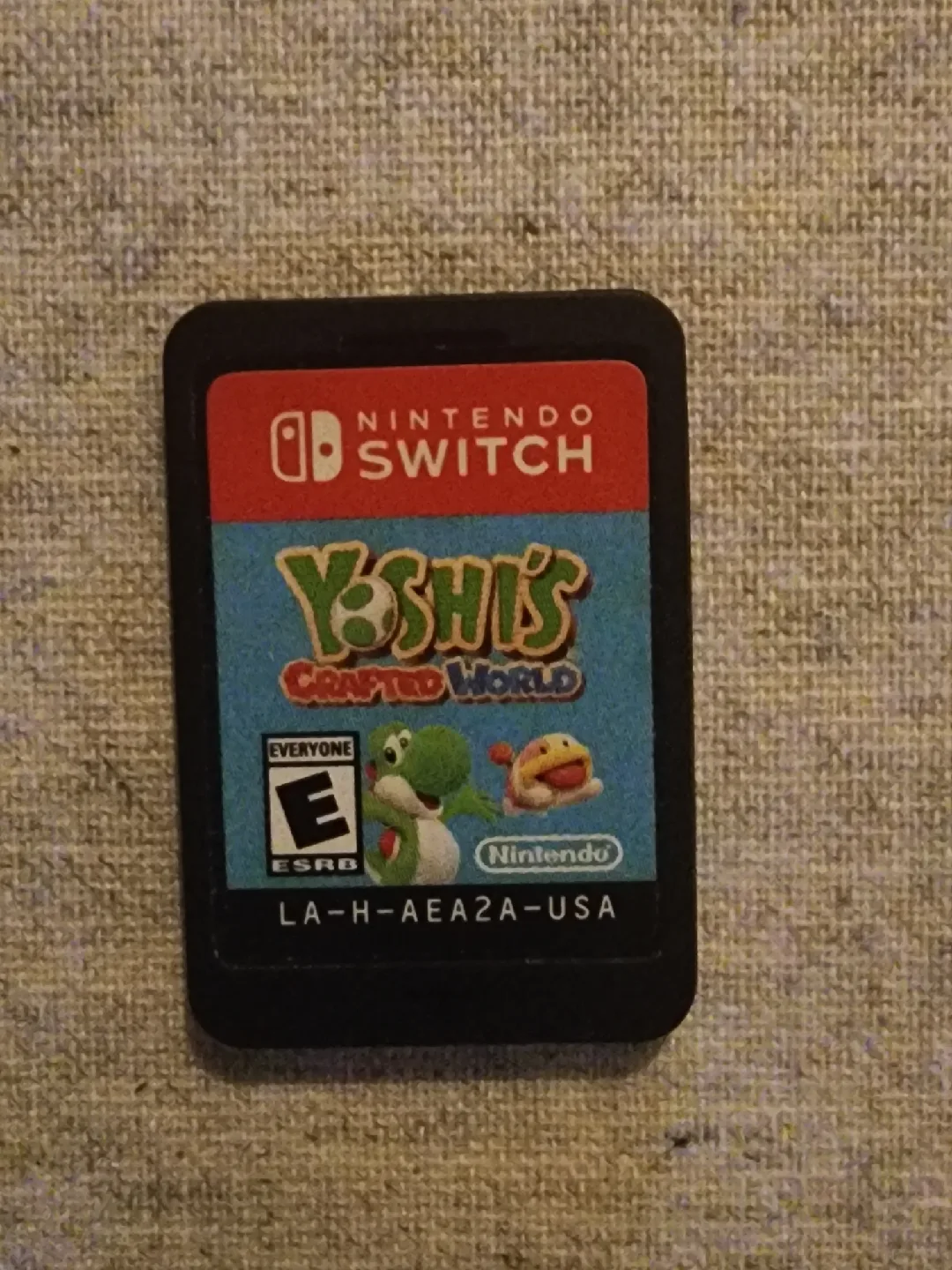 Yoshi's Crafted World - Nintendo Switch Game LOOSE thumbnail