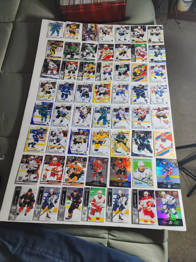 thousands of cards some from 1980s  most modern image indicator(3)