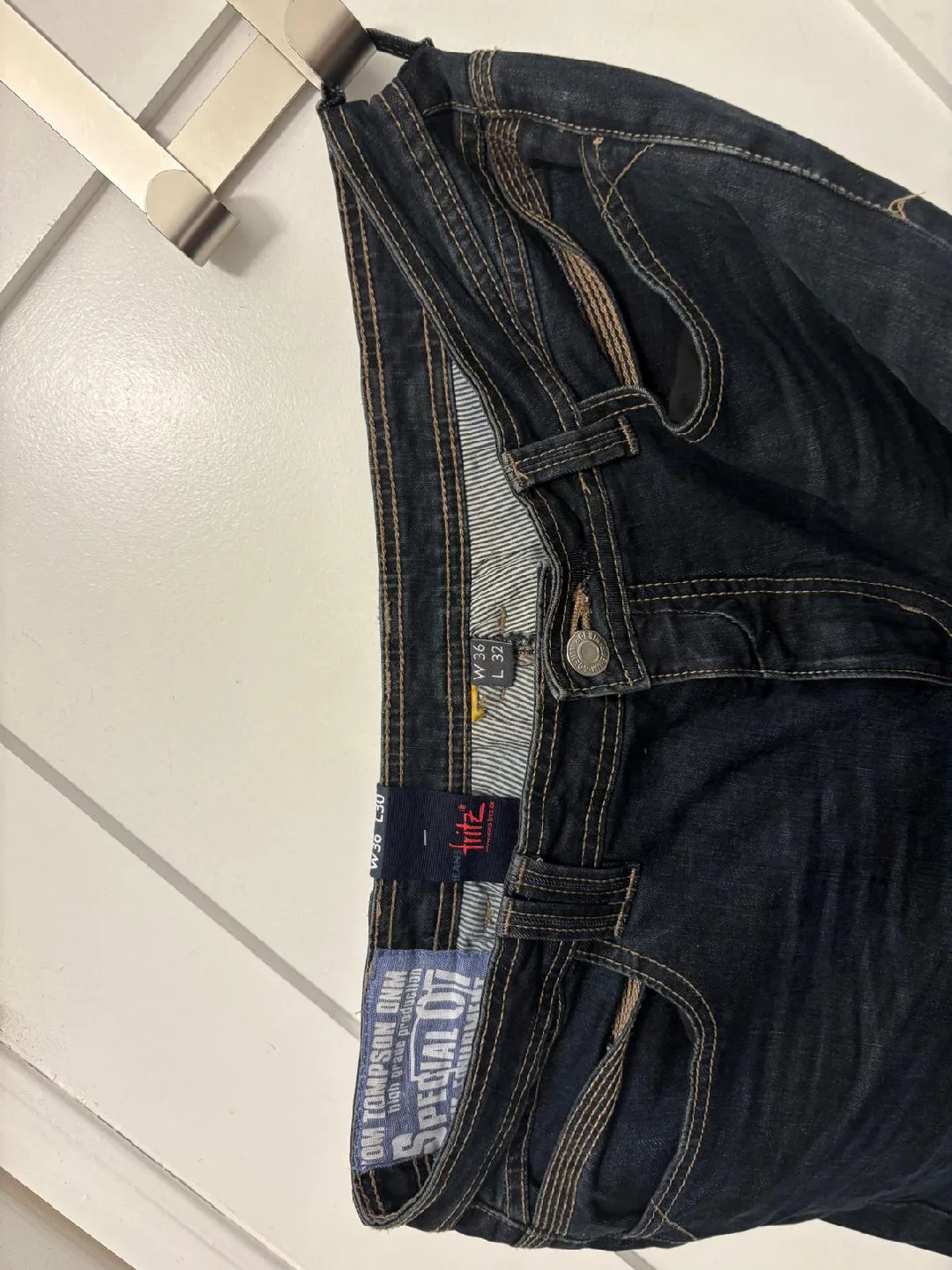 Tom Thompson Dark Wash Jeans W36 L30 image indicator(3)