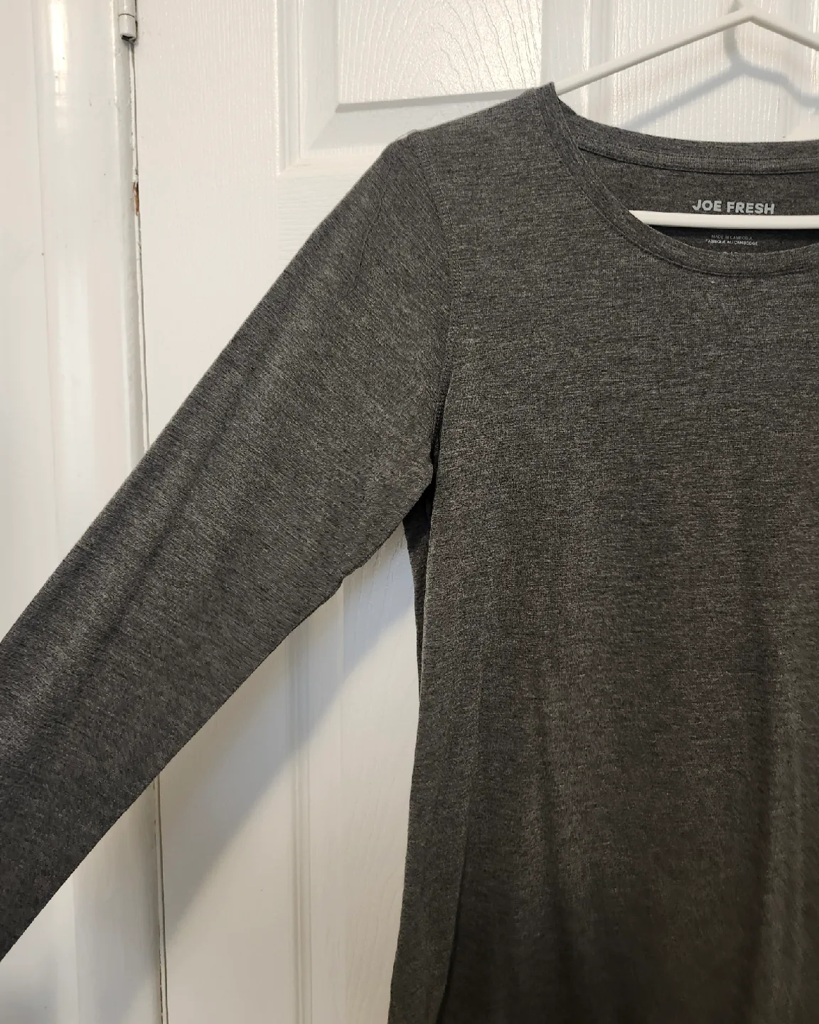 2 Joe Fresh Active Long Sleeve Tops - Size S - Both for $5! image indicator(6)