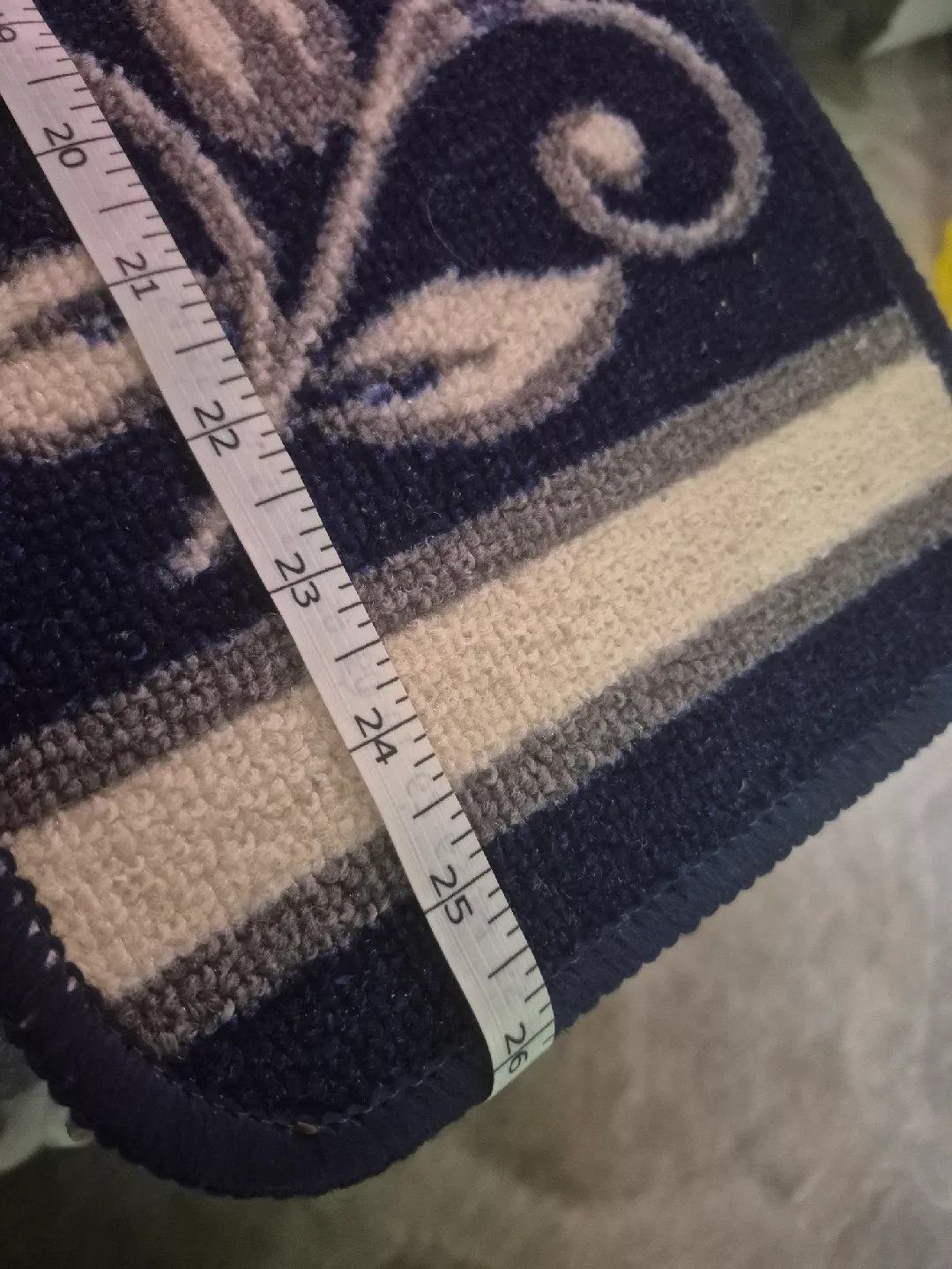 Carpet Stair Treads, Blue Floral Pattern image indicator(2)