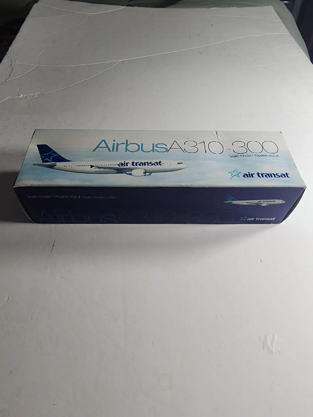 Air Transat Airbus A310-300 Scale Model image indicator(3)