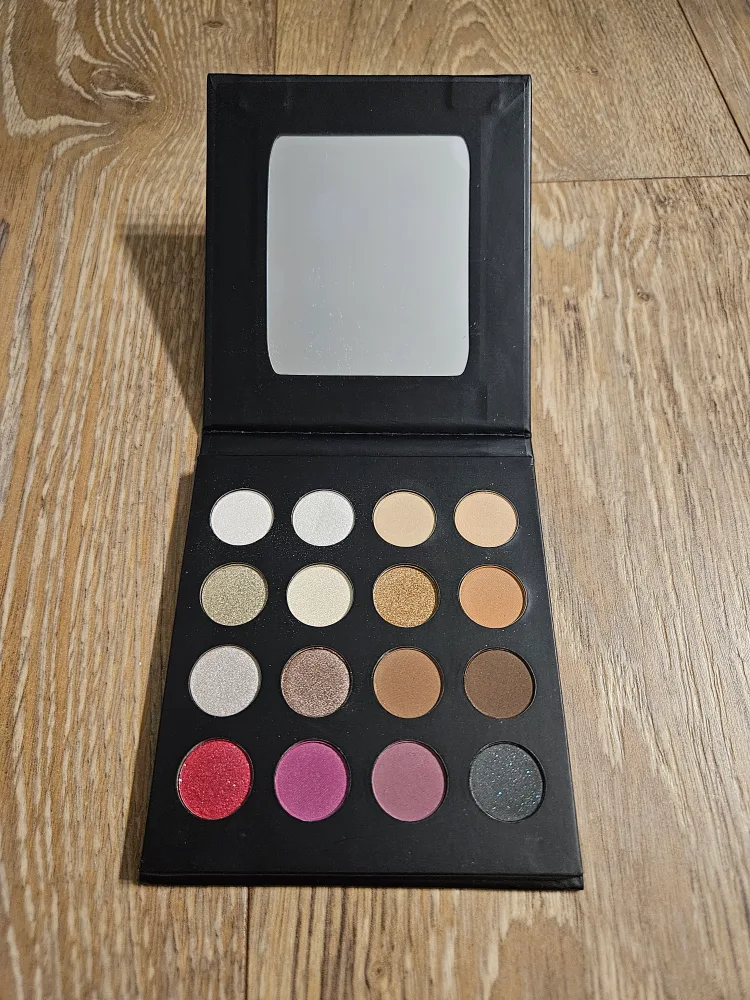 🥕 BH Cosmetics Afternoon Rendezvous Eyeshadow Palette image indicator(2)