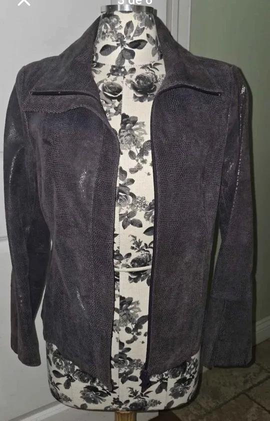 Leather Jacket - Size Small image indicator(3)
