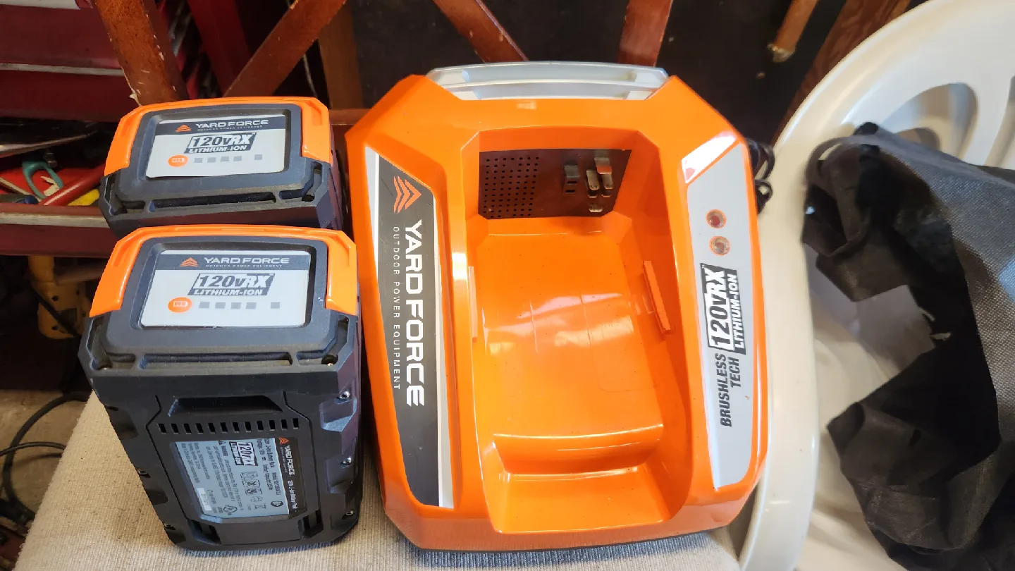 Yard Force 120V Battery and Charger image indicator(3)