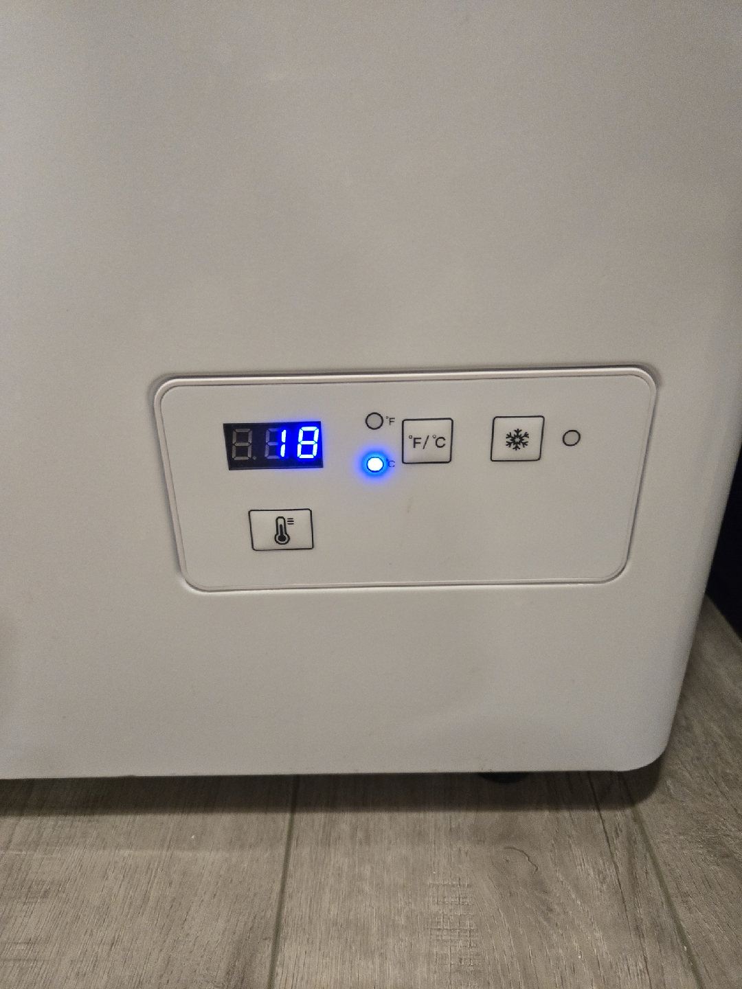 7 cubic ft. Freezer - photo 2