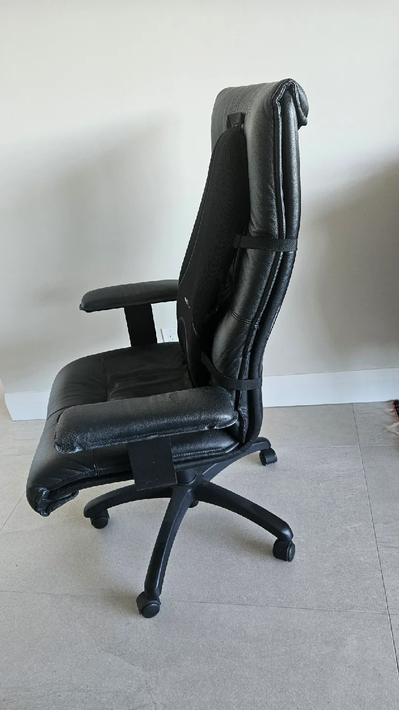 Black office leather chair