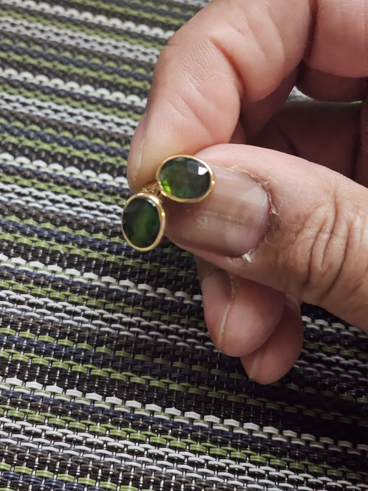 14K Green Gemstone Stud Earrings - 1.39g - photo 3