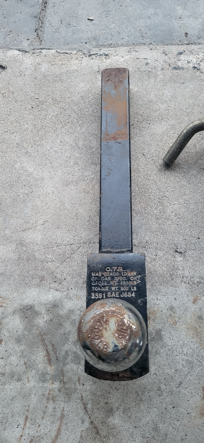 OTR Trailer Hitch - 2000lb Capacity