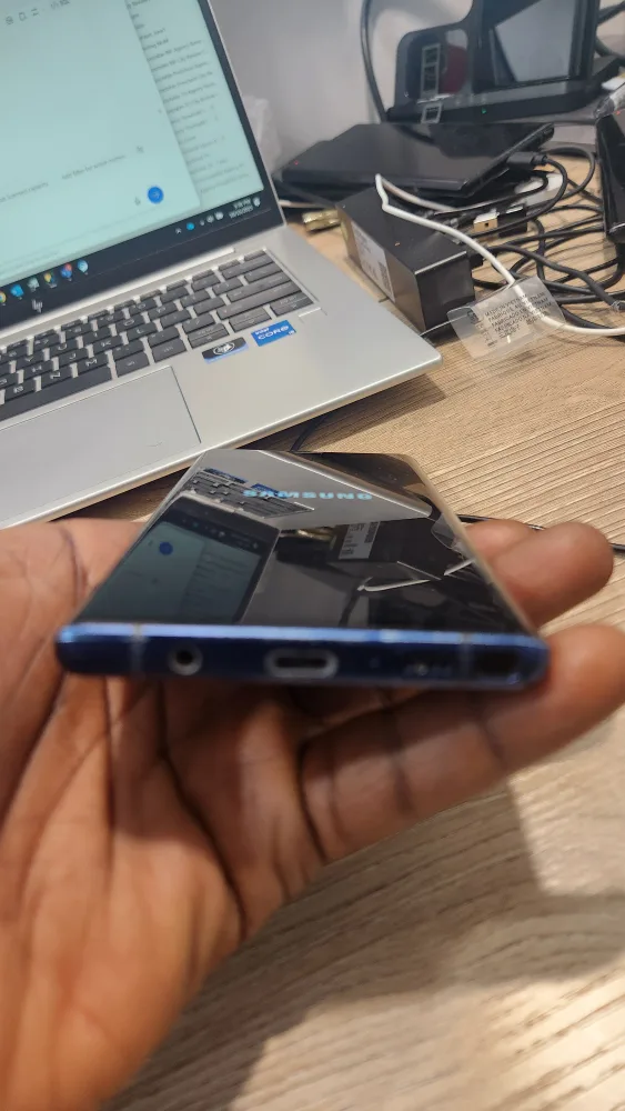 Samsung Galaxy Note 9 - 128GB Unlocked  crack screen image indicator(4)